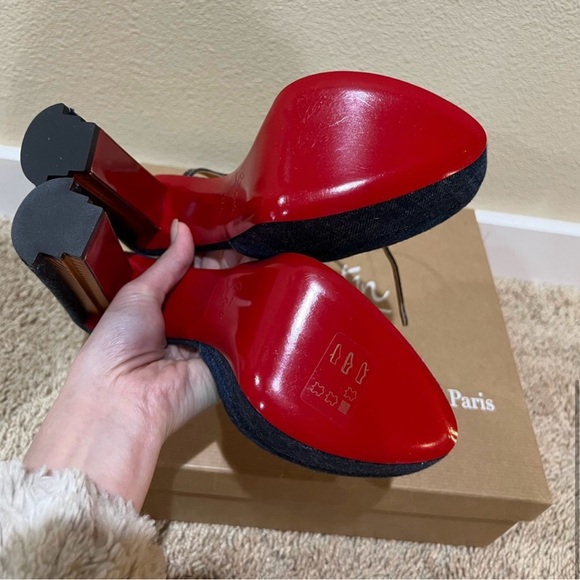 Christian Louboutin 37.5 - Picture 3 of 4